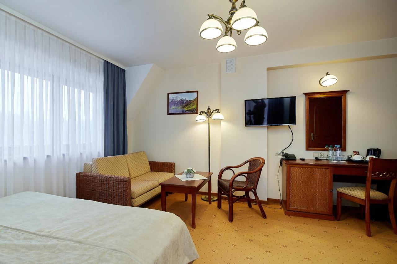 Burkaty Hotel Bialka Tatrzanska Bagian luar foto